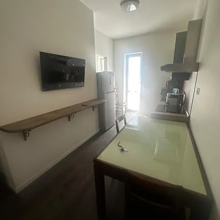 Valery Apartment *